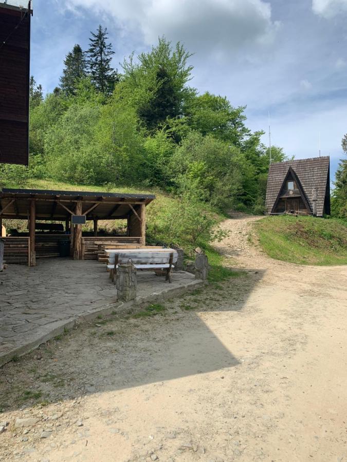 Schronisko Gorskie Pttk Na Jaworzynie Krynickiej Krynica Zdroj Bagian luar foto