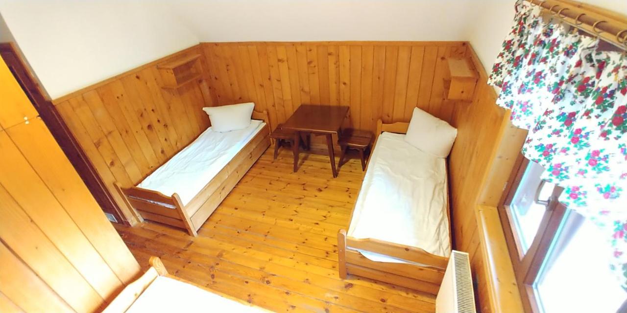 Schronisko Gorskie Pttk Na Jaworzynie Krynickiej Krynica Zdroj Bagian luar foto